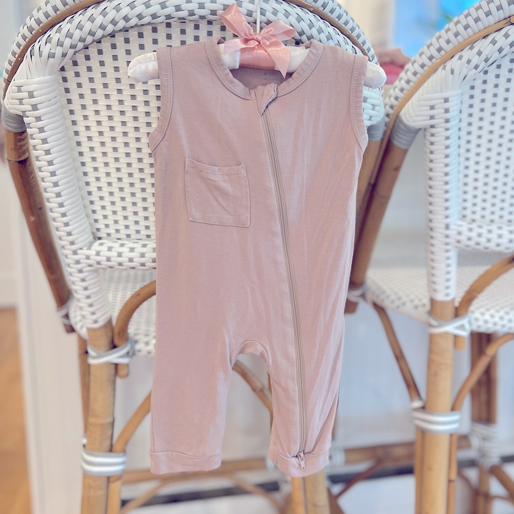 Kyte Baby zipper romper, size 3-6 months, taupe bamboo GUC